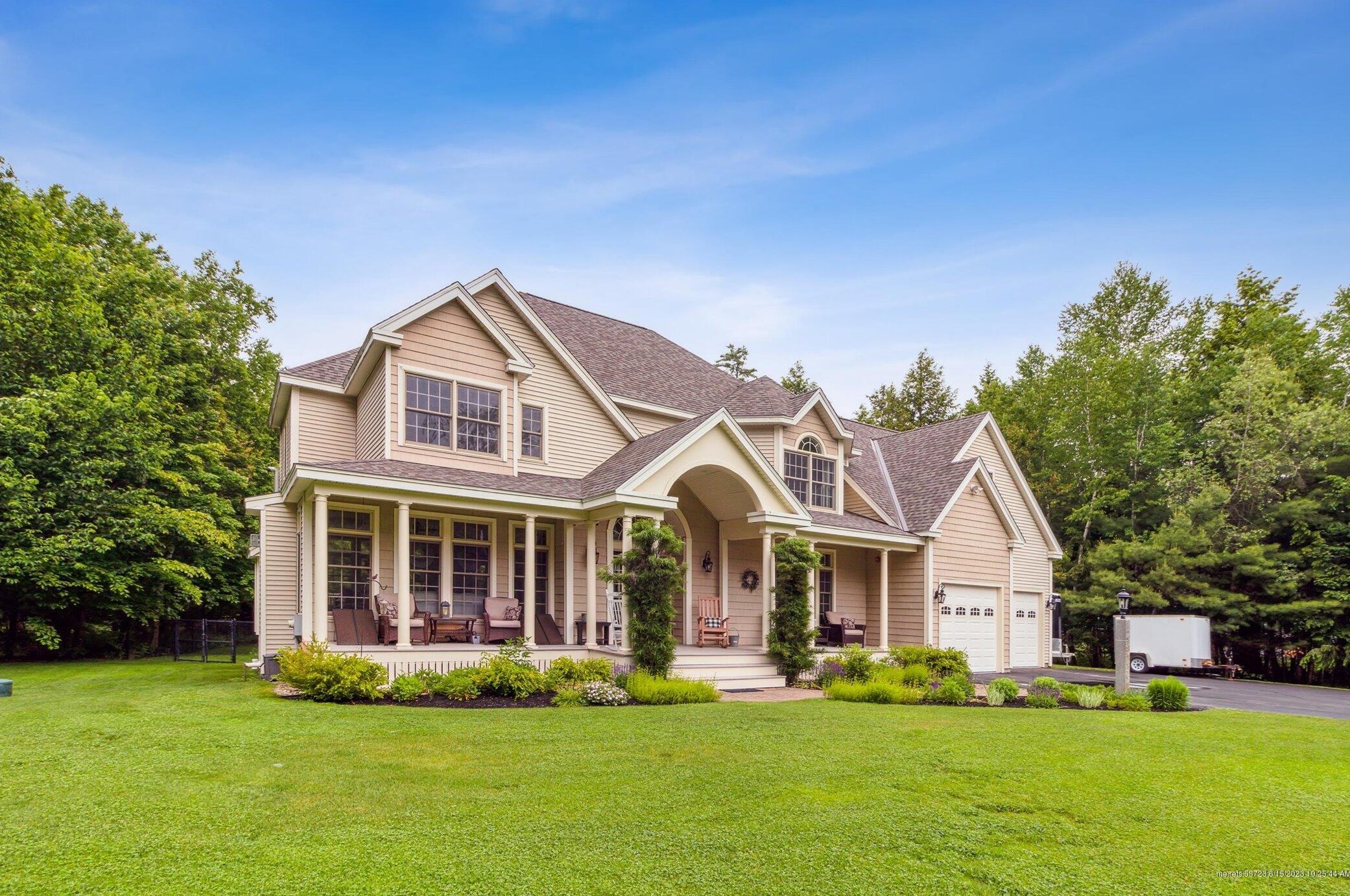 11 Liberty Ln, Gorham, ME 04038 exterior