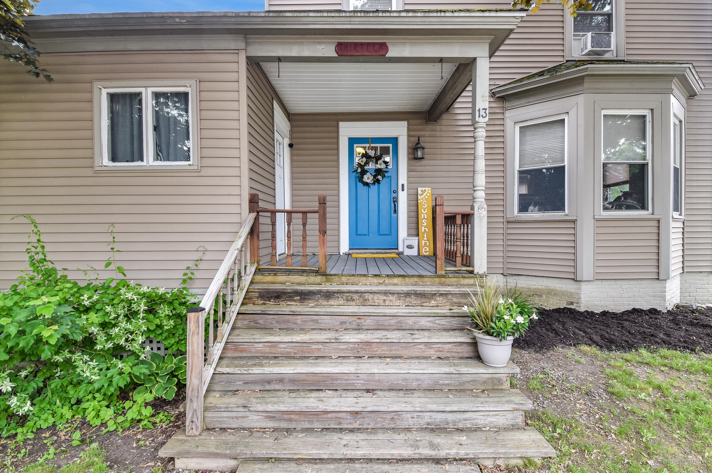 13 Bartlett St, Waterville, ME 04901