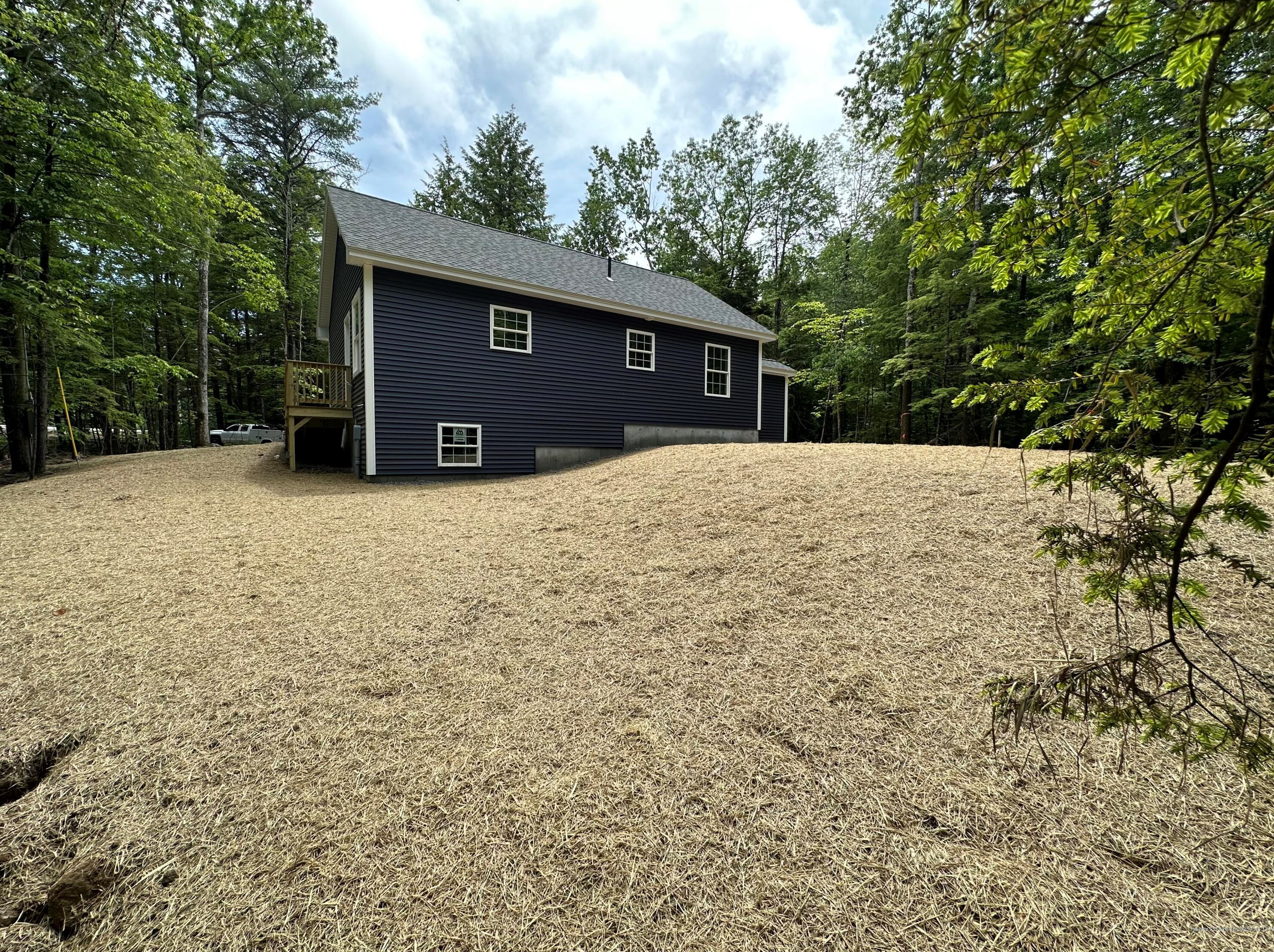 335 Sebago Rd, Naples, ME 04055