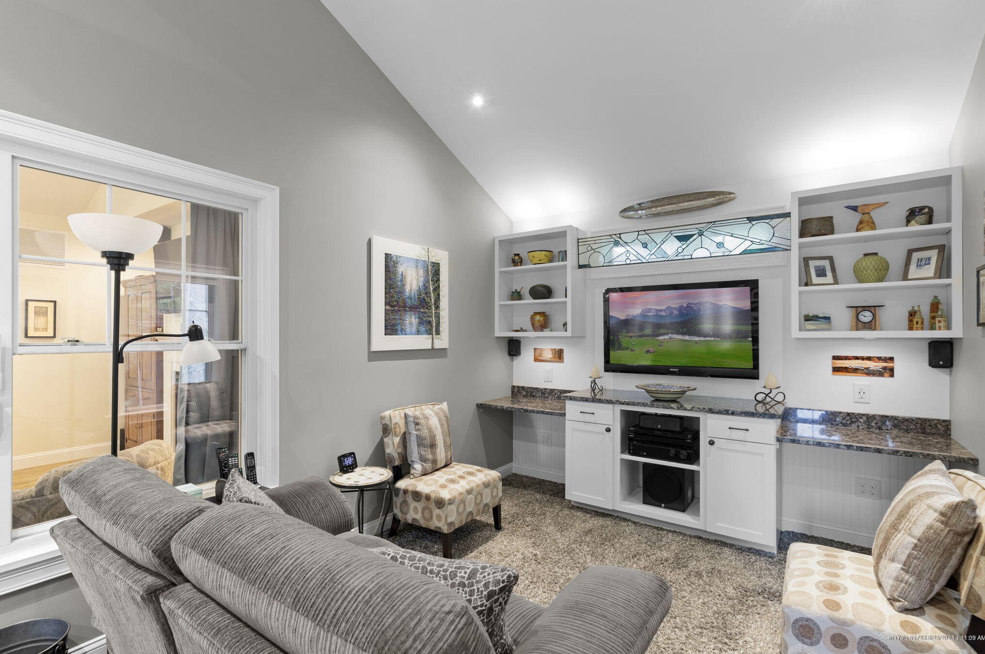 80 Autumn Ln, Wells, ME 04090