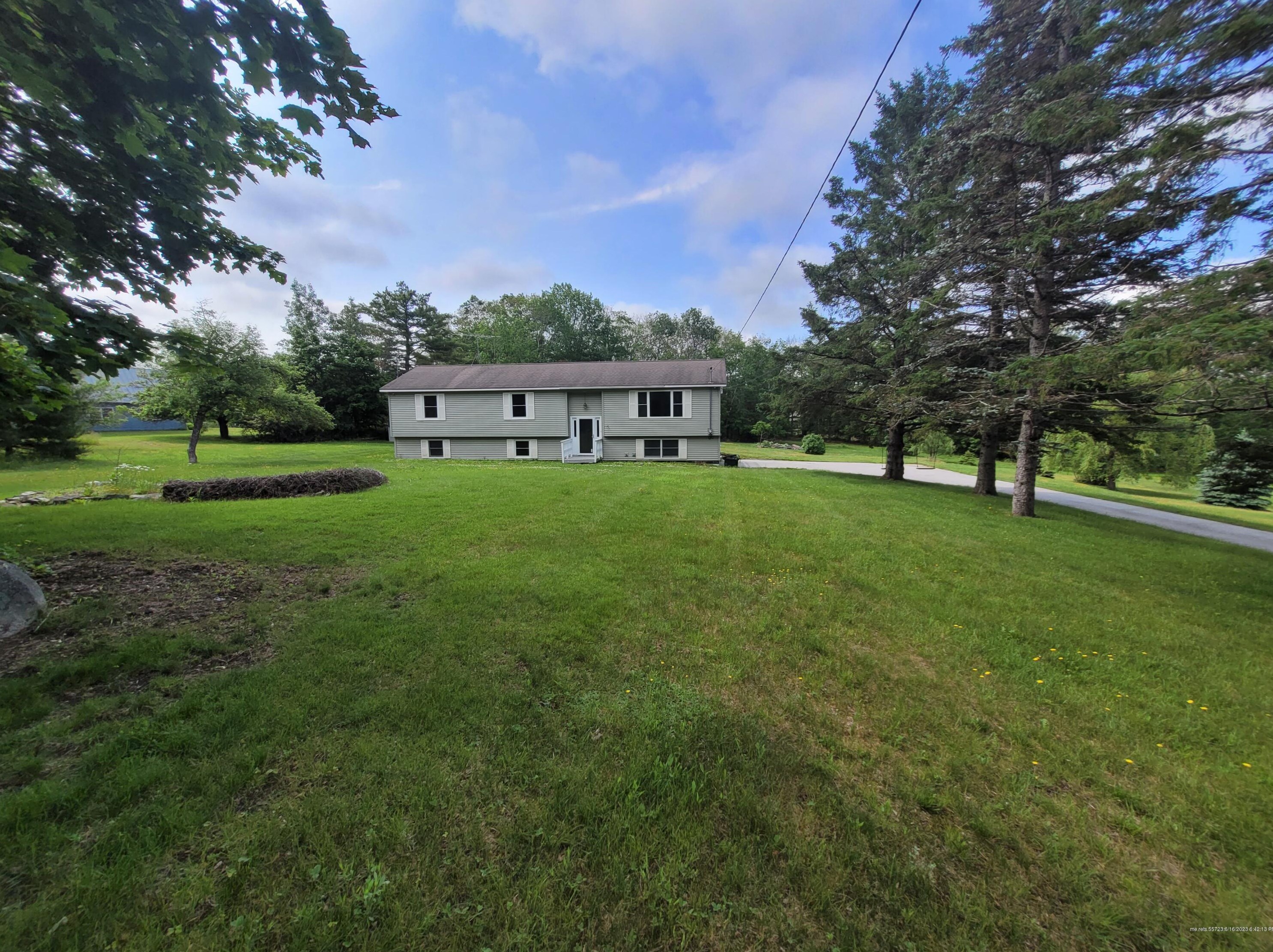 361 Main Rd, Clifton, ME 04428