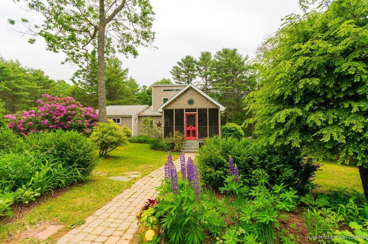 1011 Biscay Rd, Bremen ME 04551-3124 exterior