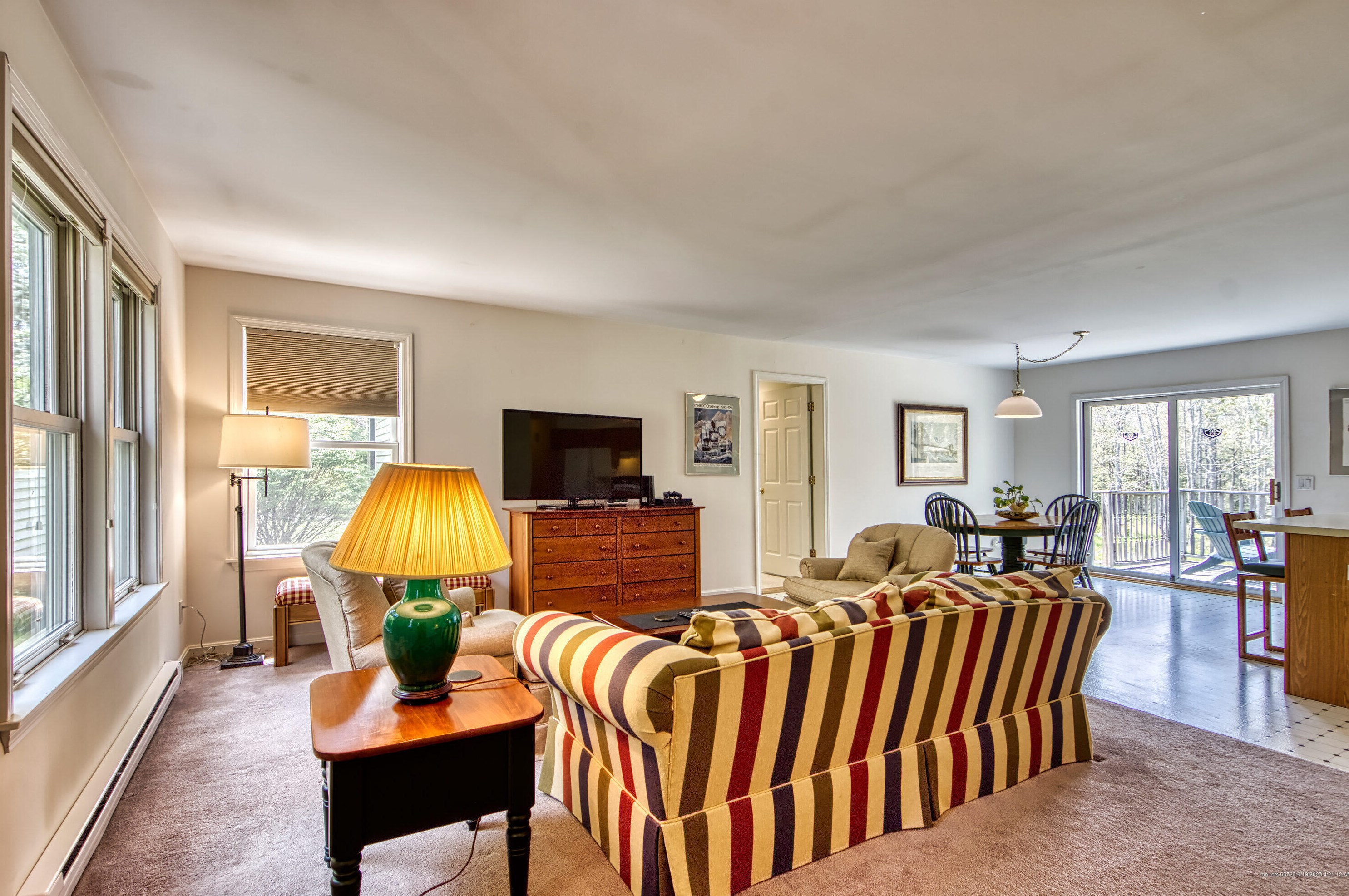 100 Harriman Point Rd, Brooklin, ME 04616-3216