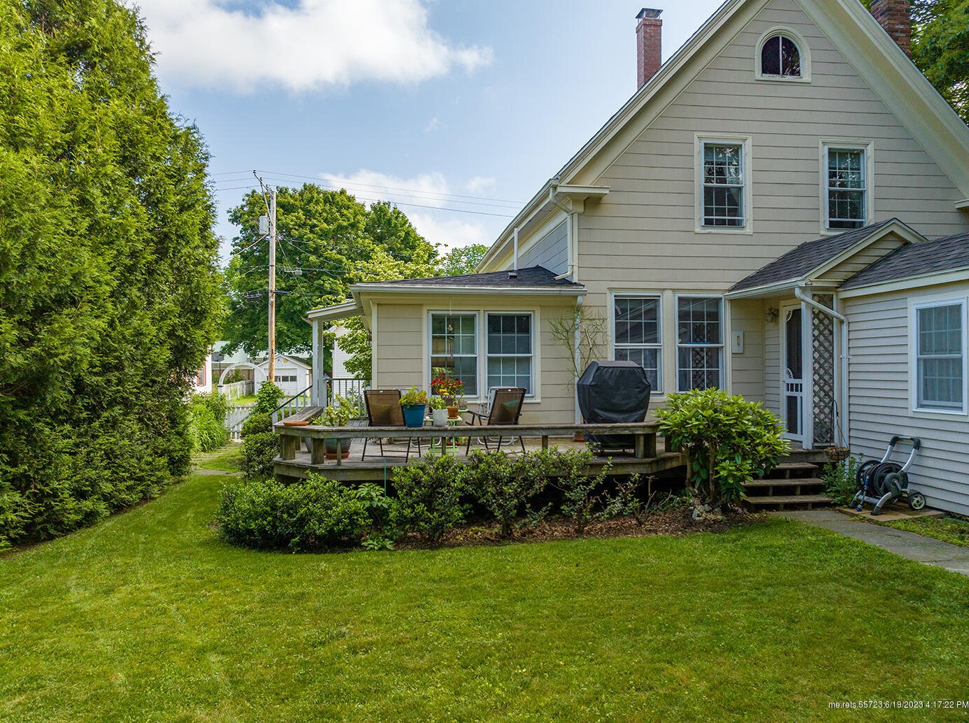 59 Willow St, Rockland, ME 04841