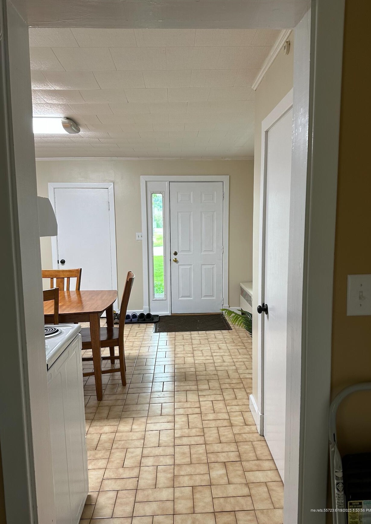 71 Pleasant St, Fort Kent ME  04743-1507 exterior