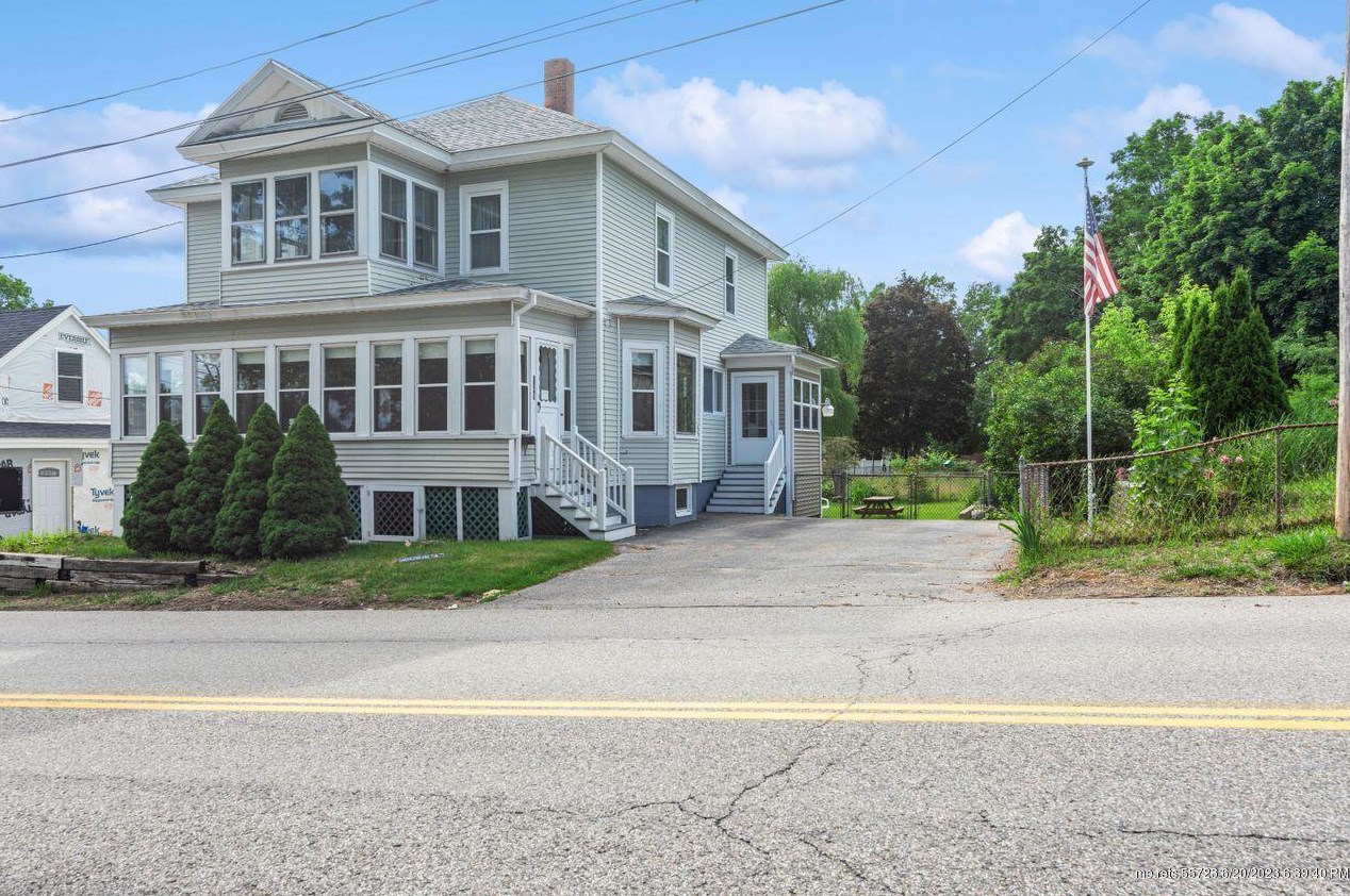 138 Emery St, Sanford, ME 04073
