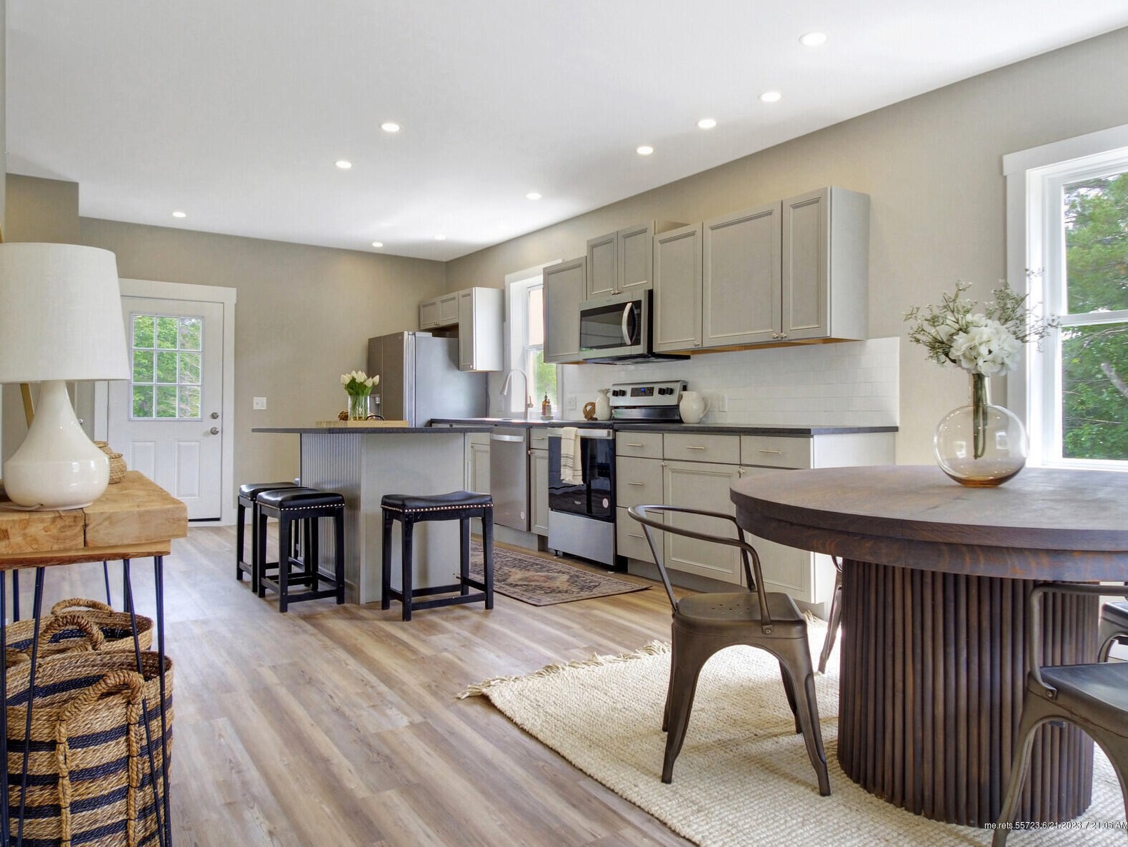 203 Front St, Richmond, ME 04357