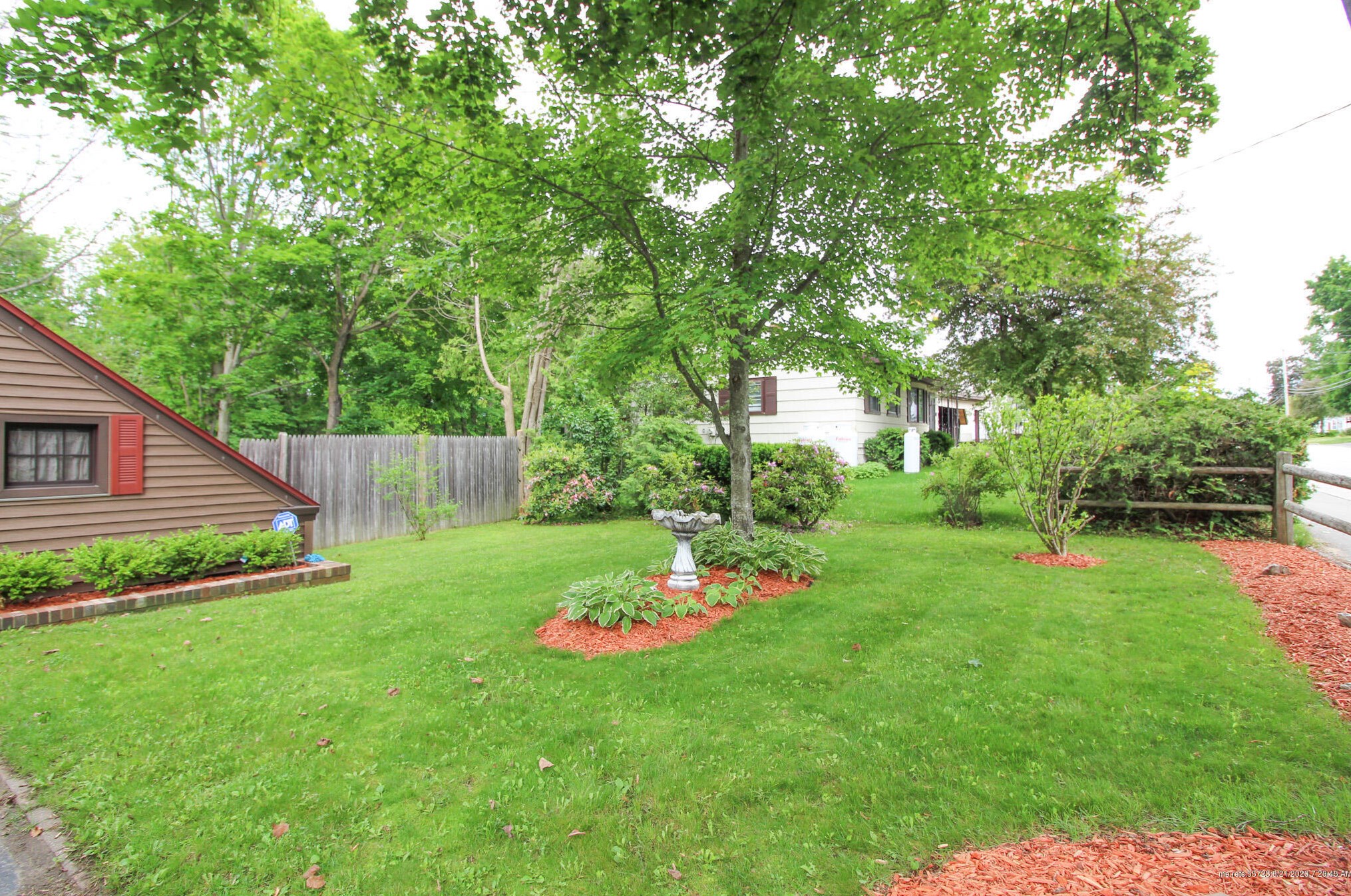 740 Hancock St, Rumford, ME 04276