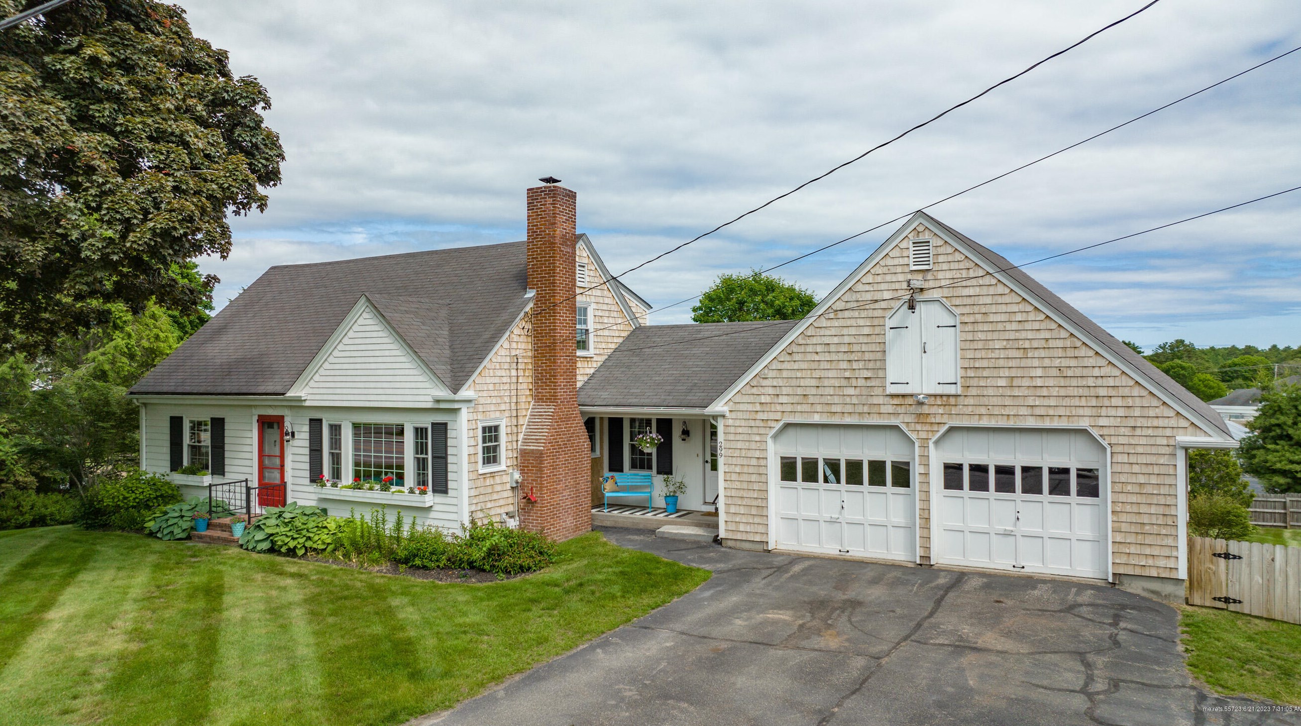 299 E Main St, Yarmouth, ME 04096