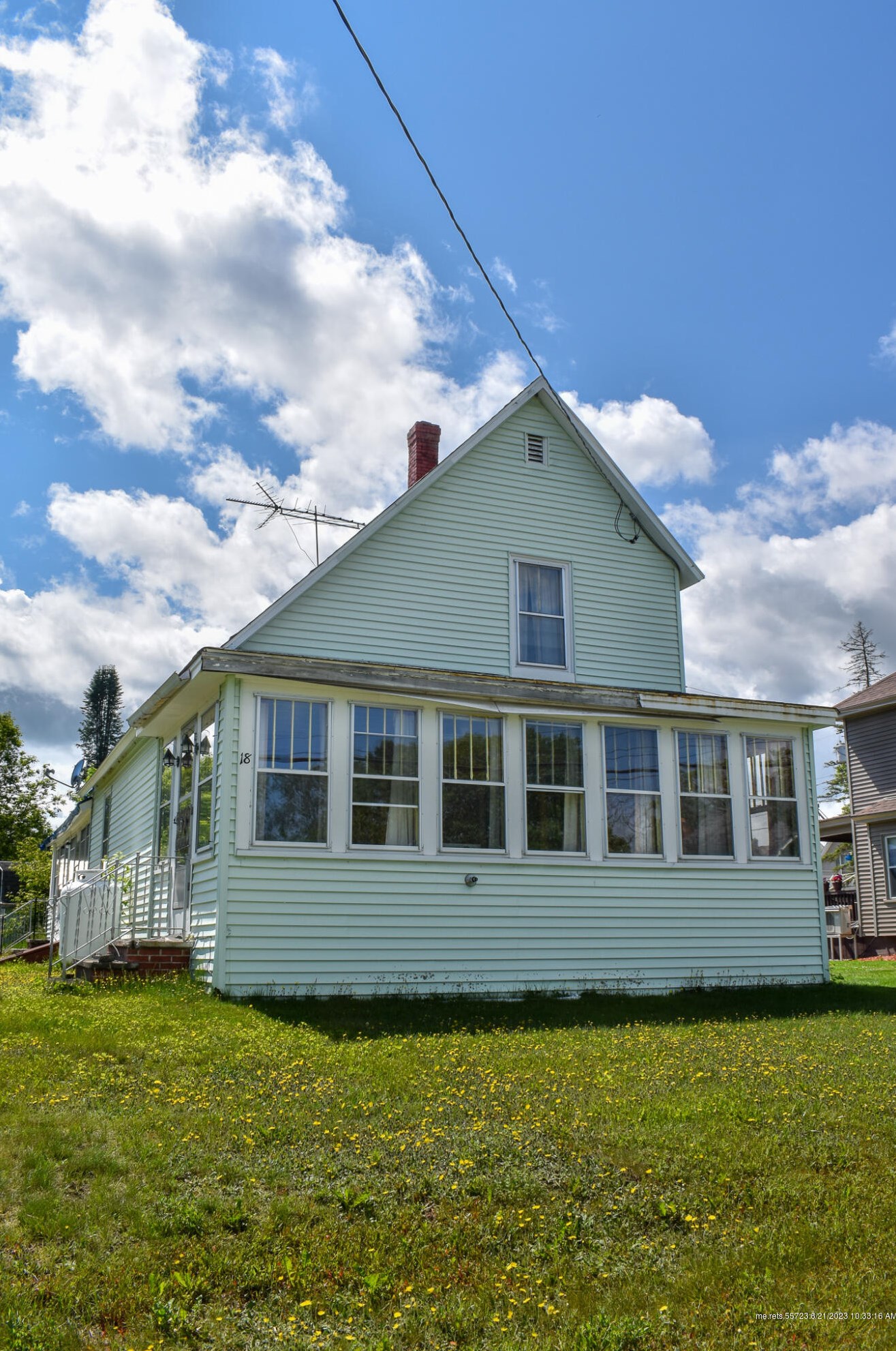 18 Front St, Brownville, ME 04414
