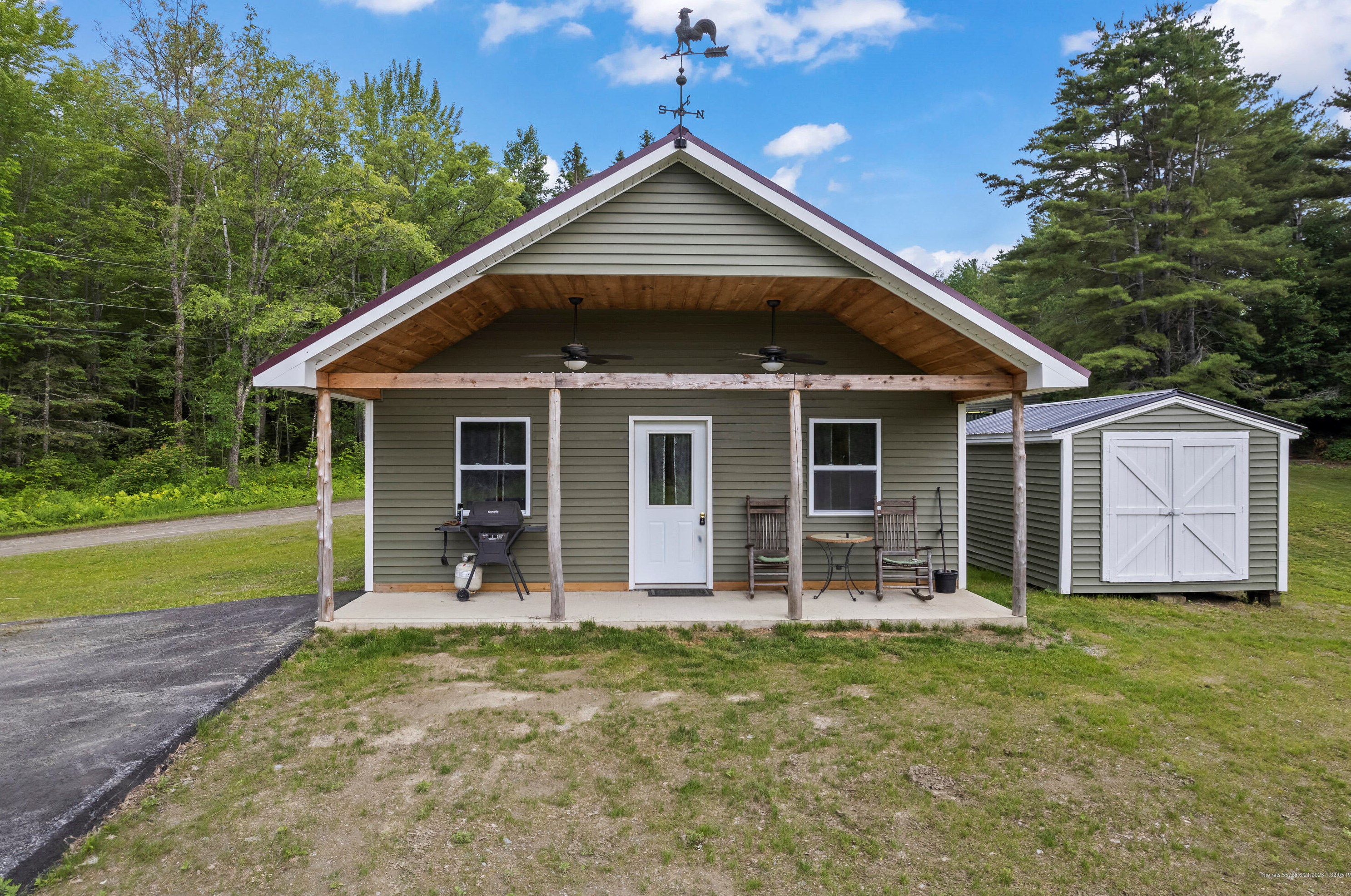3 Braley Ln, Burnham, ME 04922