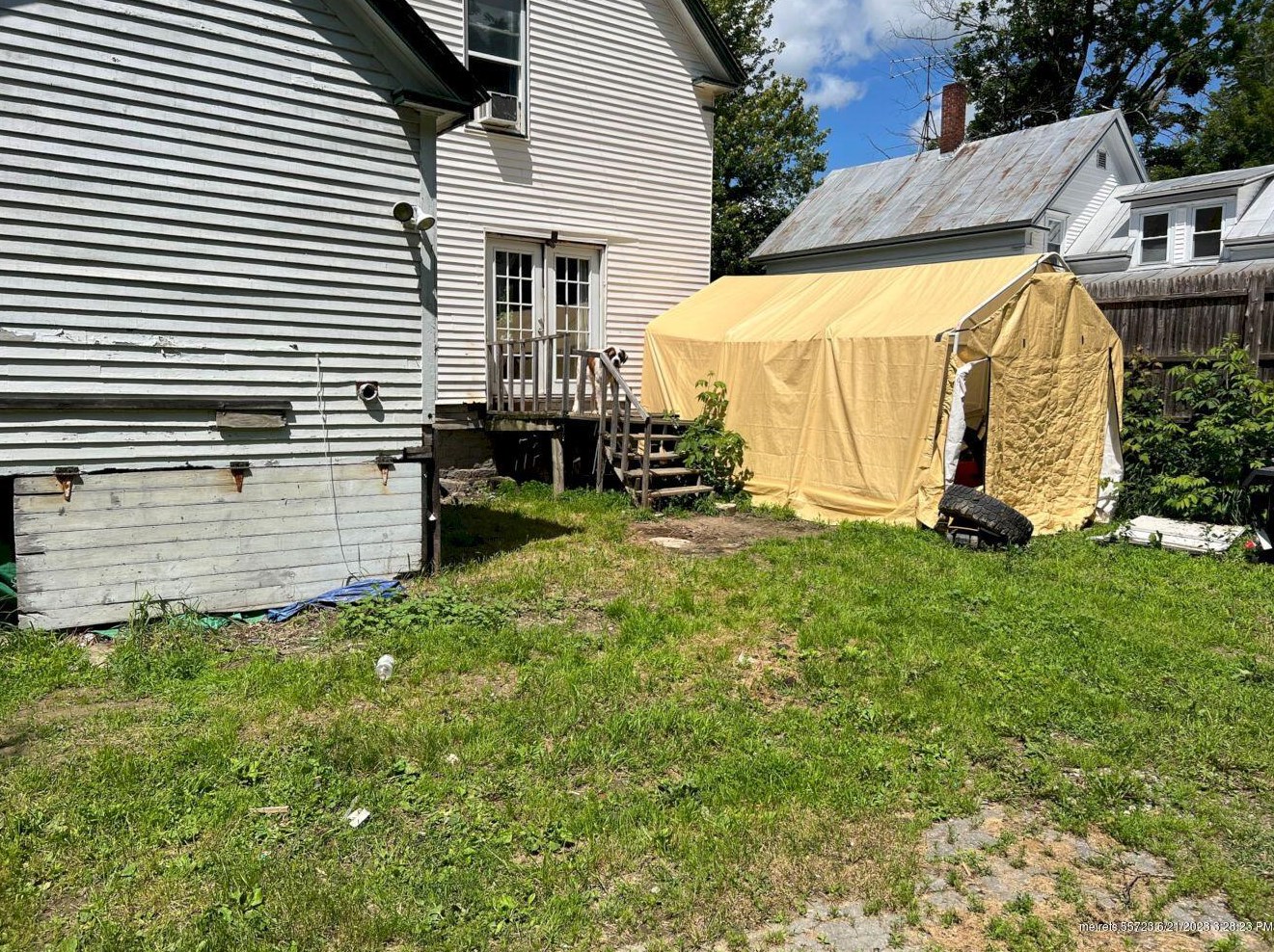 11 Park St, Madison ME  04950-1613 exterior