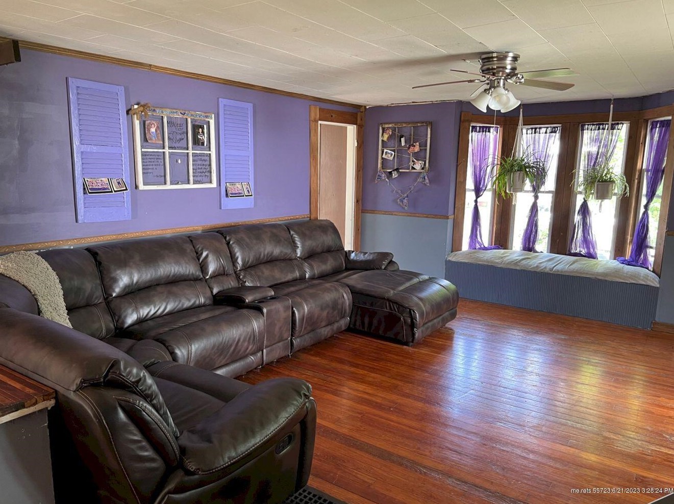 11 Park St, Madison ME  04950-1613 exterior