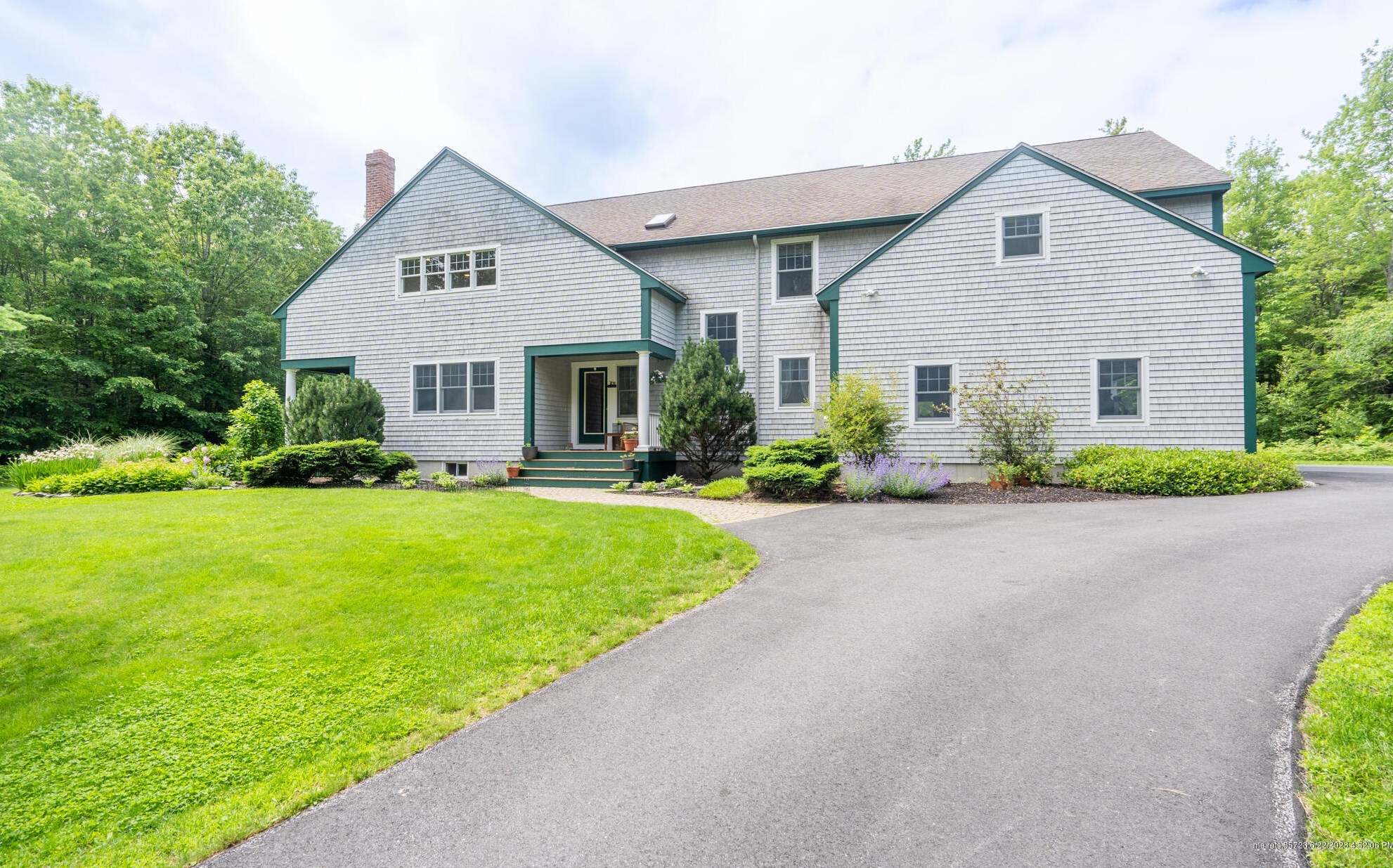 8 Blue Moon Dr, North Yarmouth, ME 04097 exterior