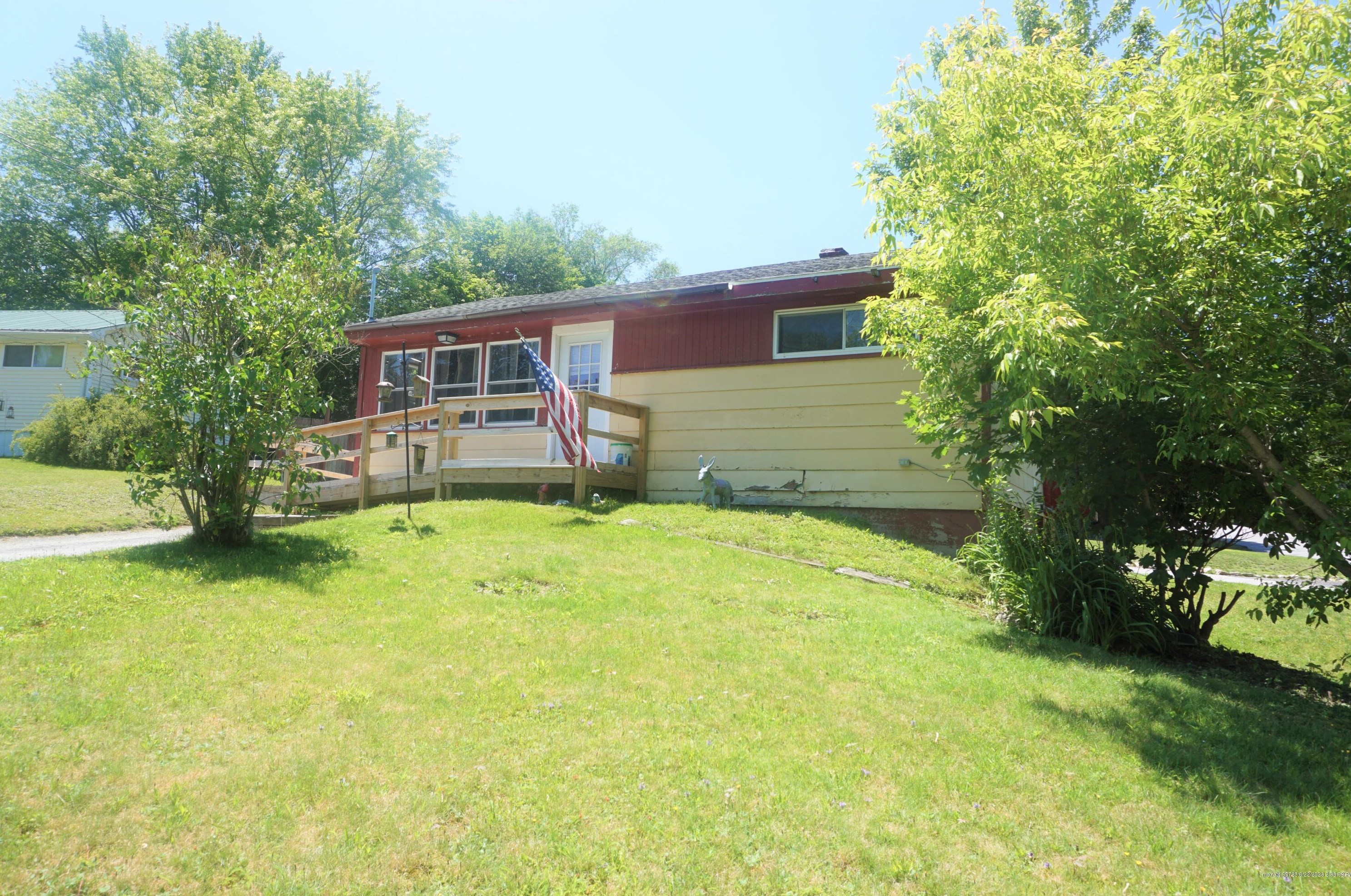 1 Zamore St, Lisbon, ME 04250