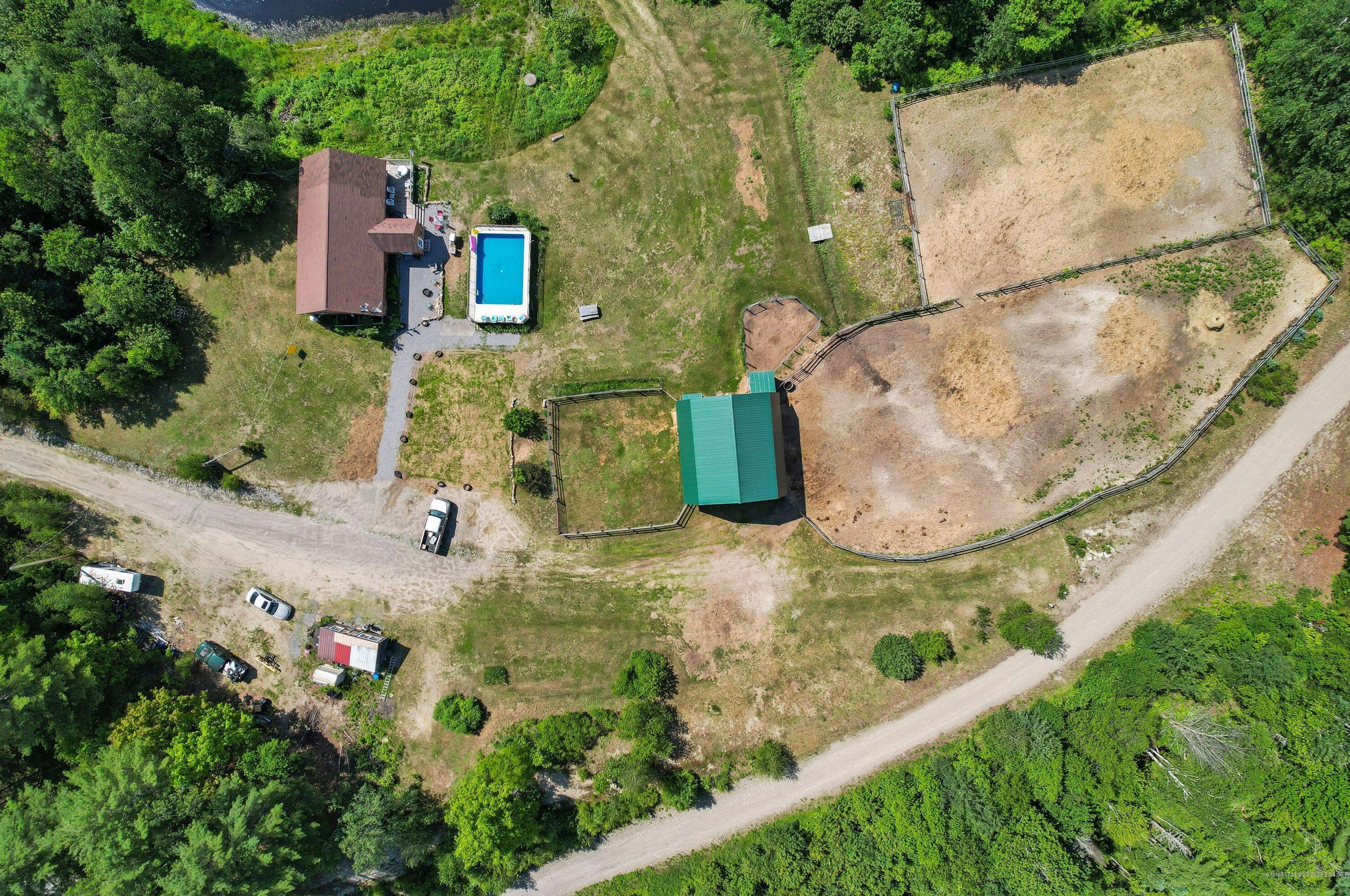 548 Main St, Andover ME  04216-6429 exterior