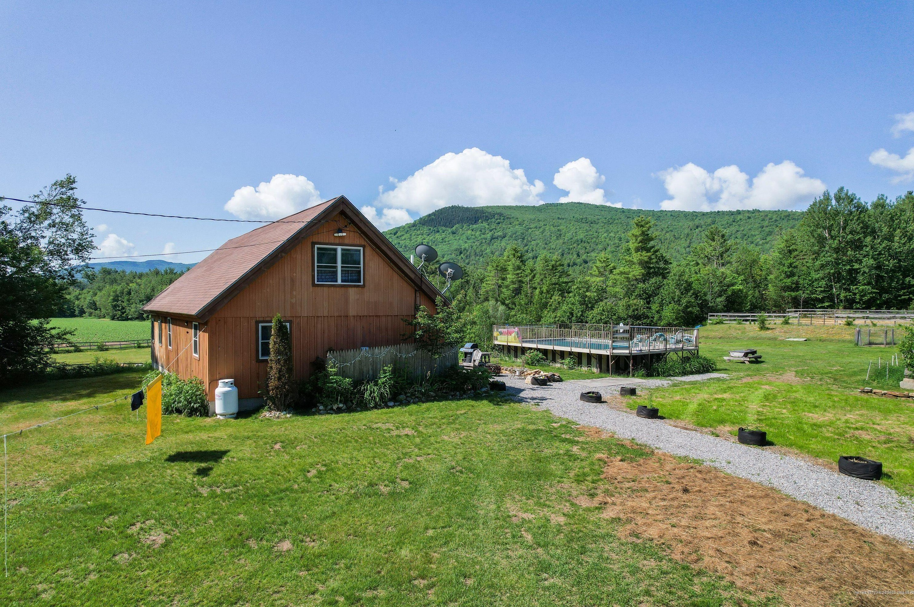 548 Main St, Andover ME  04216-6429 exterior