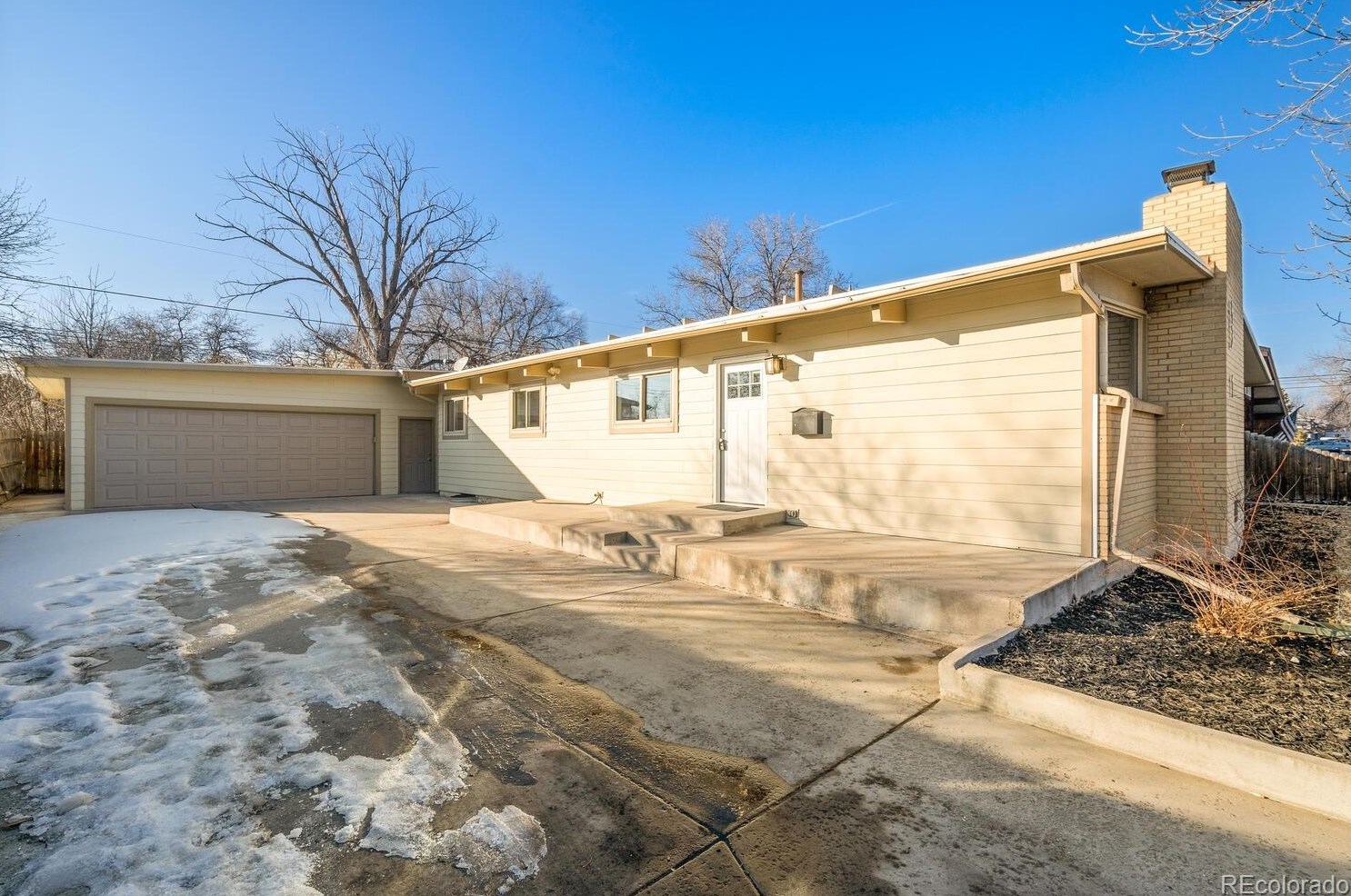 6371 Jay St, Arvada CO  80003-4626 exterior