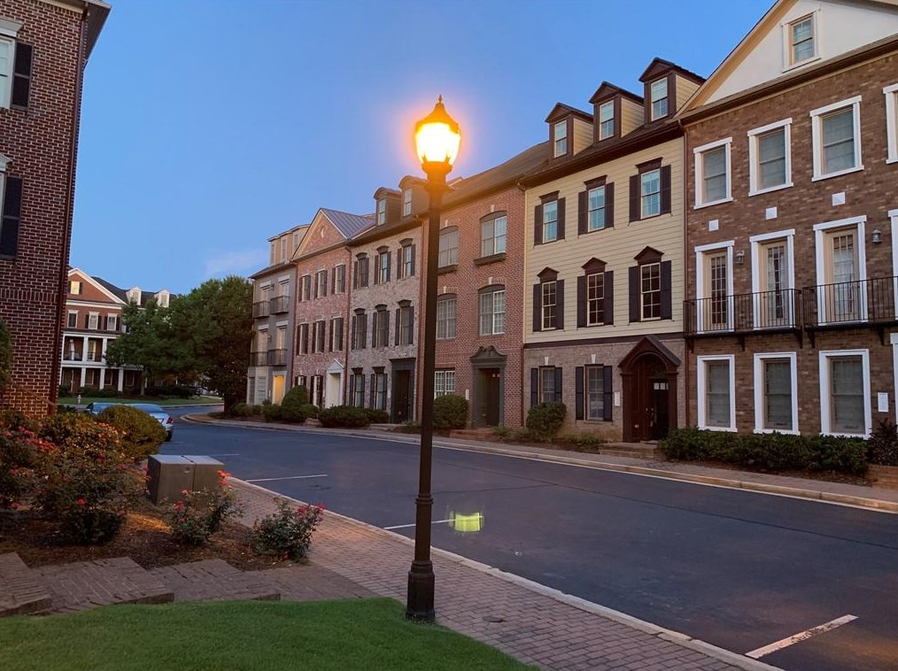 2137 Monhegan Way, Smyrna GA  30080-6572 exterior