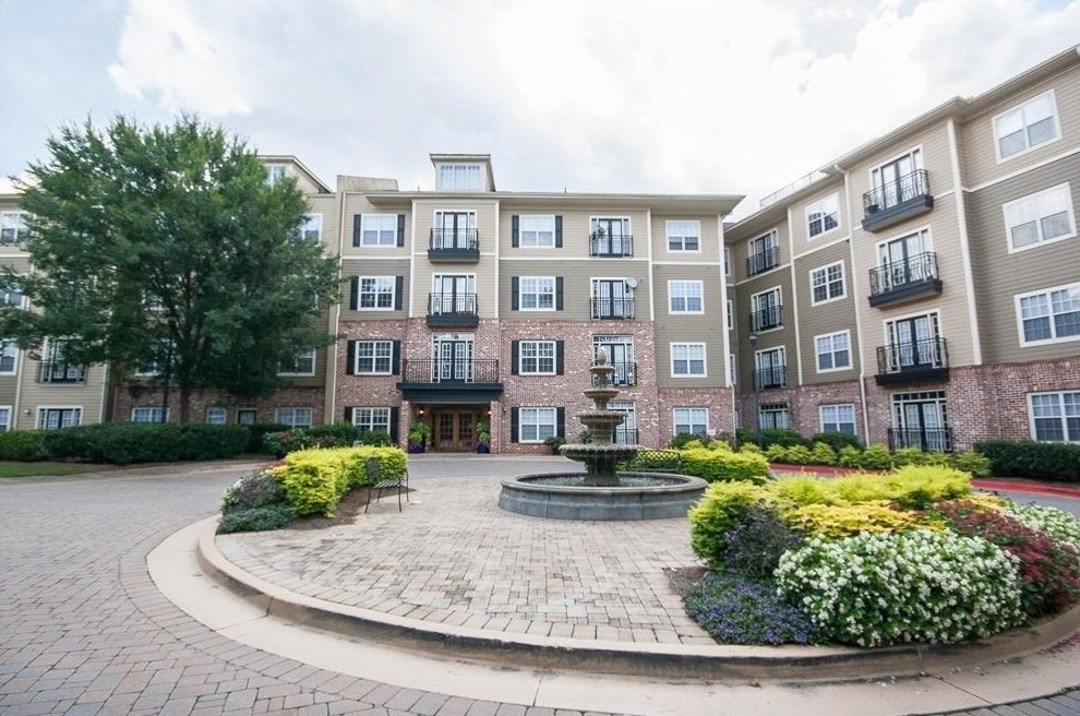 2676 Milscott Dr, Decatur GA  30033-5907 exterior