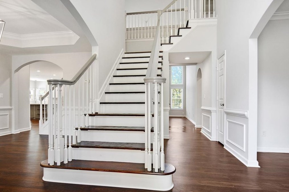 572 Autumn Shore Dr, Lawrenceville, GA 30044-7427