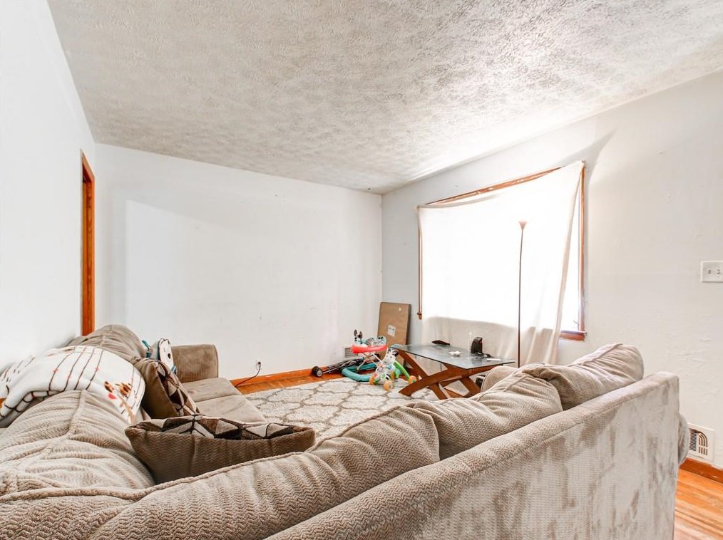 4354 Christine Ct, Decatur GA  30035-1701 exterior