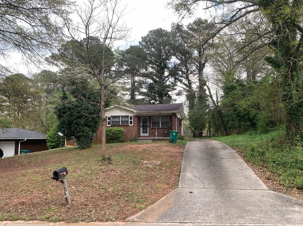 1924 Glenmar Dr, Decatur GA  30032-5146 exterior