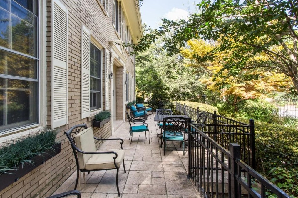 524 Seminole Ave, Atlanta, GA 30307-1418