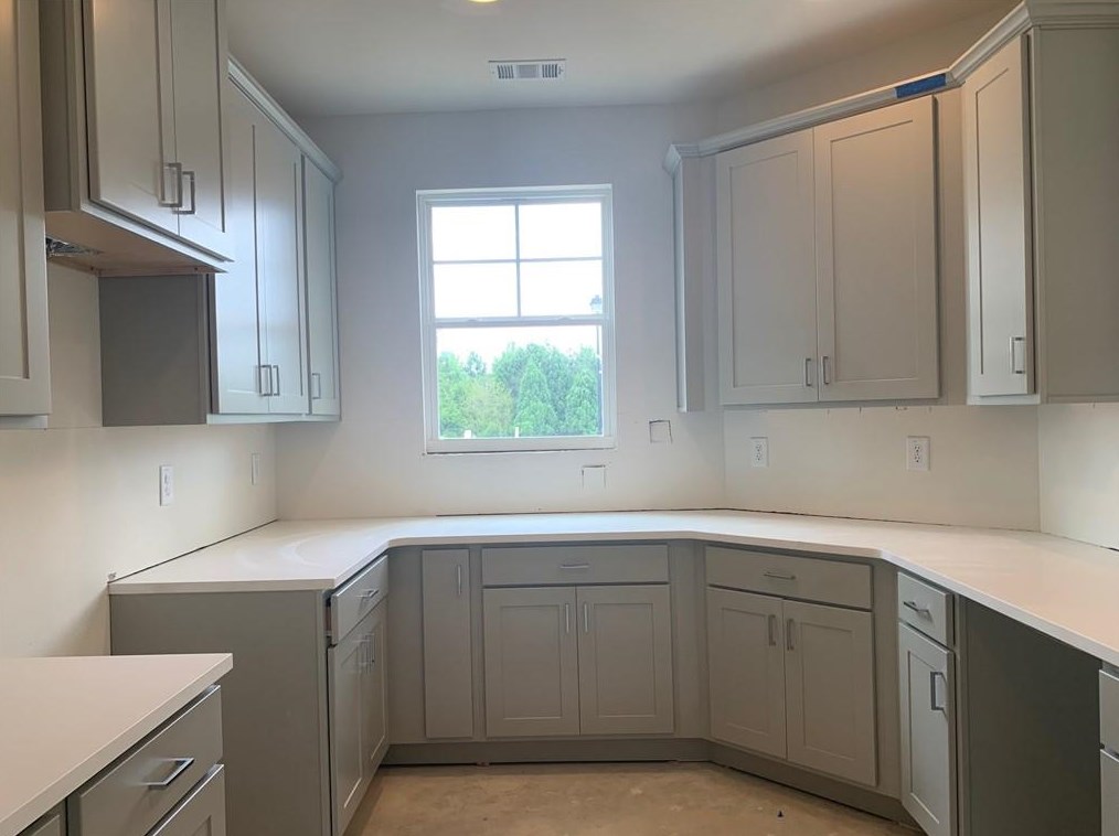 838 Regal Ln, Atlanta GA 30331-8633 exterior