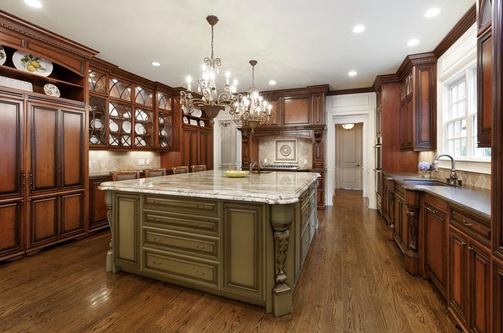 9705 Almaviva Dr, Alpharetta, GA 30022-4965
