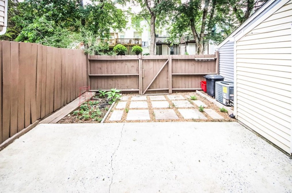 905 Wedgewood Way, Atlanta GA  30350-2068 exterior