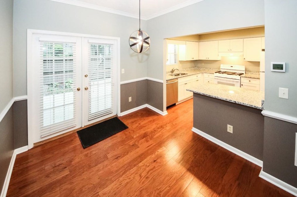 905 Wedgewood Way, Atlanta GA  30350-2068 exterior
