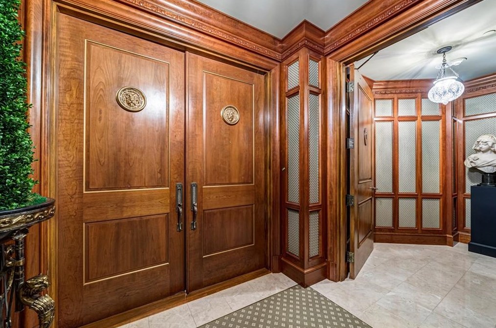 2500 Peachtree Rd, Atlanta, GA 30305-3604