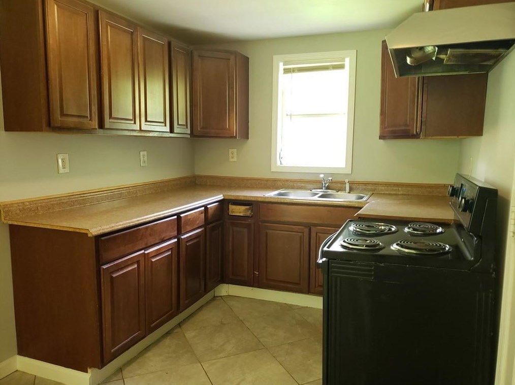 3434 Brookfield Ln, Decatur, GA 30032-4734