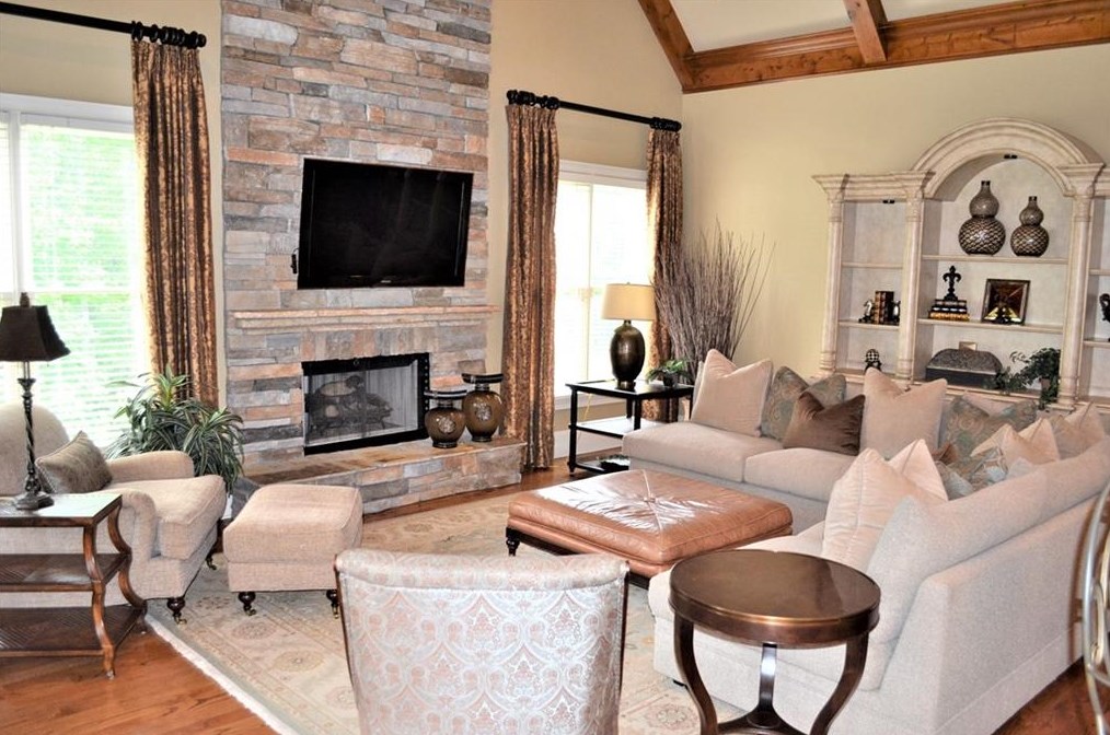 912 Carriage Path, Smyrna GA  30082-4761 exterior