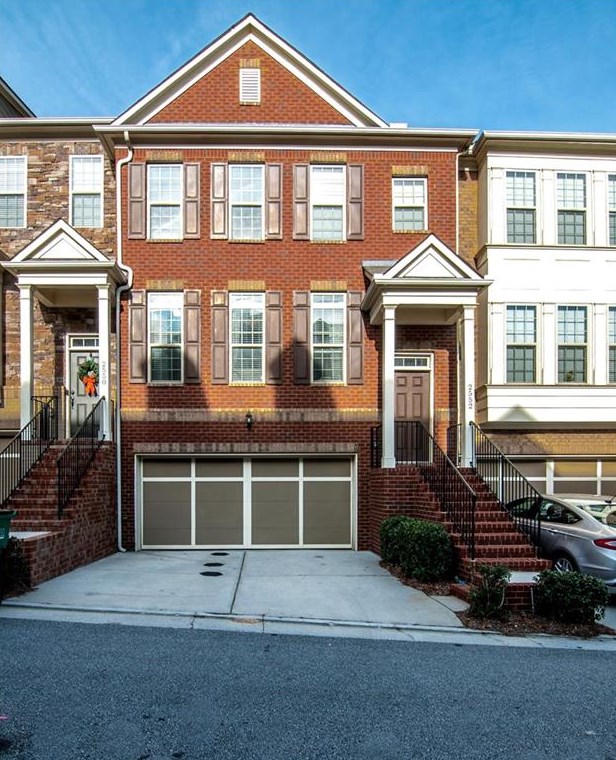 2552 Sibley Dr, Atlanta, GA 30324-3104