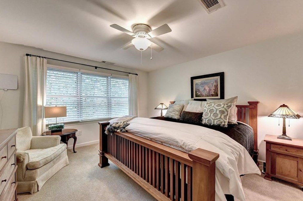 4218 Wieuca Overlook, Atlanta GA  30342-3447 exterior