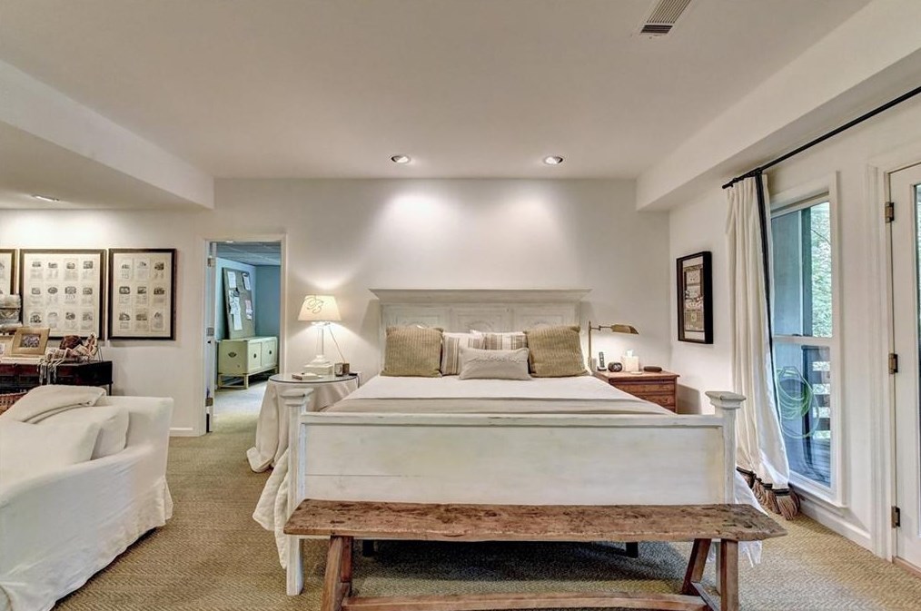 4218 Wieuca Overlook, Atlanta GA  30342-3447 exterior