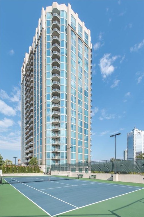 2795 Peachtree Rd, Atlanta GA  30305-3671 exterior