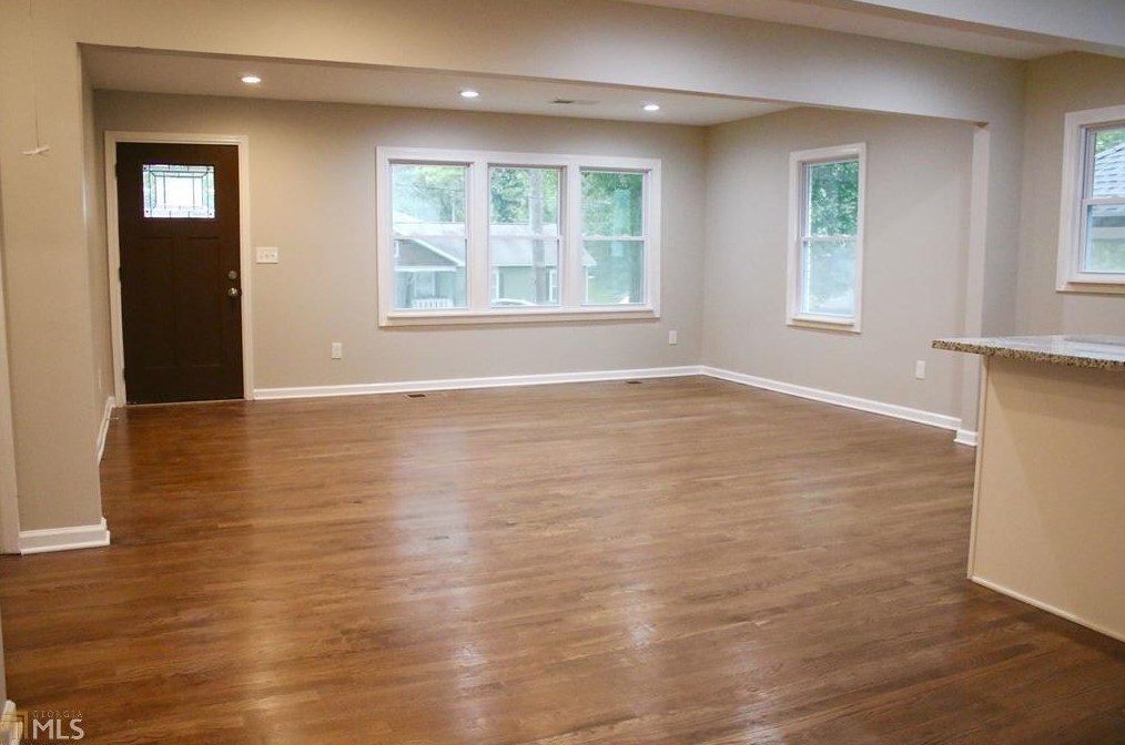 2277 Pryor Rd, Atlanta GA 30315-3725 exterior