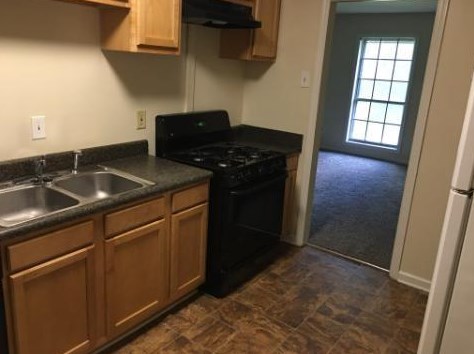 2903 Revere Ct, Atlanta GA  30344-6046 exterior