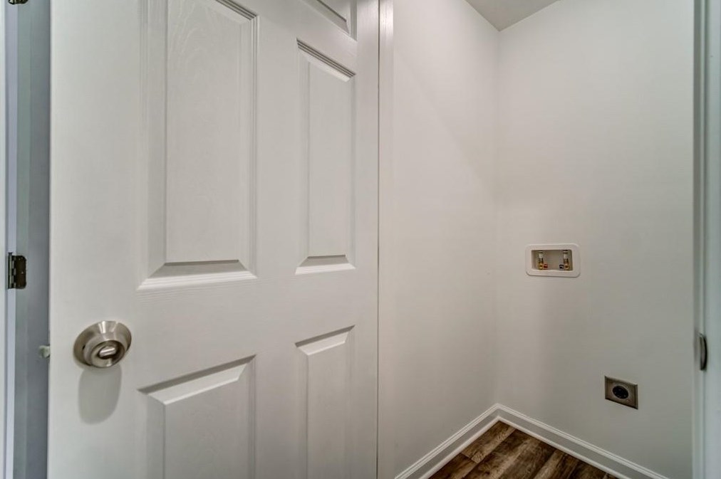 107 Whitaker Cir, Atlanta GA  30314-1805 exterior