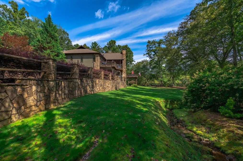 341 River Way, Blue Ridge, GA 30513-4275
