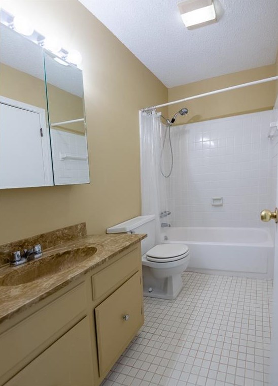 2260 Pernoshal Ct, Atlanta GA 30338-6448 exterior