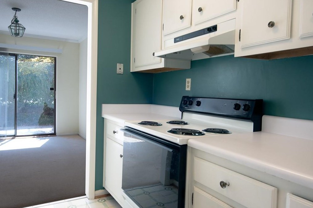 2260 Pernoshal Ct, Atlanta GA 30338-6448 exterior