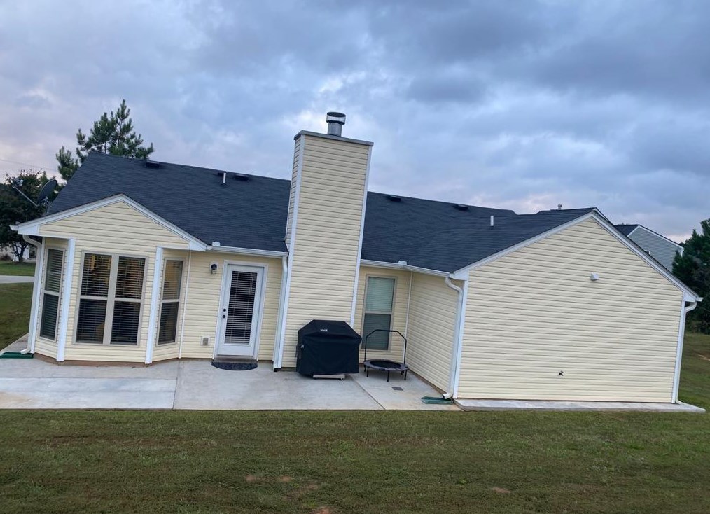1012 Haymon Ct, Winder, GA 30680-5327