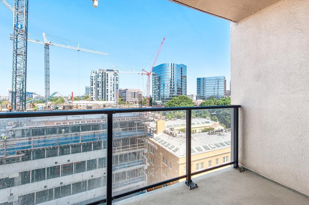 1280 Peachtree St, Atlanta GA  30309-3549 exterior