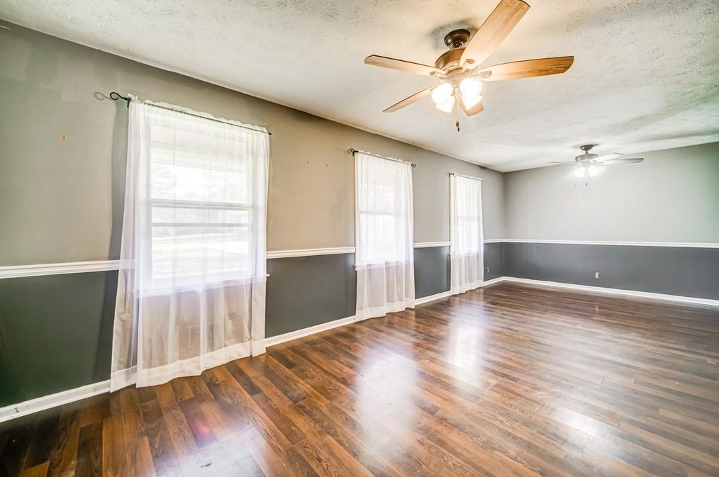 1469 Gloria St, Griffin, GA 30224-5237