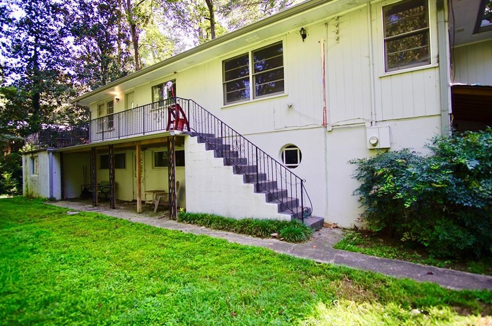 351 Parkwood Rd, Decatur, GA 30030-2824