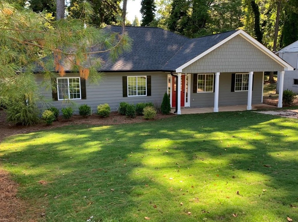 3033 Lindon Ln, Decatur GA  30033-3916 exterior